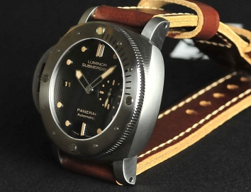 Panerai Luminor 1950 Submersible Left-handed Titanio 47mm PAM00569