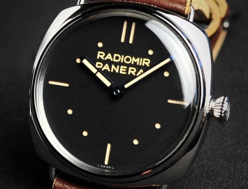 Panerai Radiomir S.L.C. 3 Days 47mm PAM00449 - 2012 Special Edition (750pcs Worldwide)
