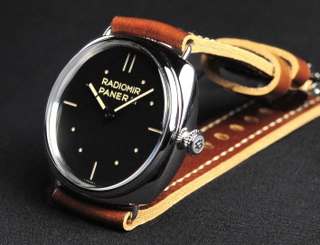 Panerai Radiomir S.L.C. 3 Days 47mm PAM00449 - 2012 Special Edition (750pcs Worldwide)