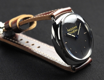 Panerai Radiomir S.L.C. 3 Days 47mm PAM00449 - 2012 Special Edition (750pcs Worldwide)