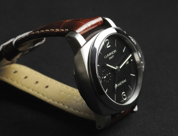 Panerai Luminor 1950 3 Days GMT Automatic 44mm PAM00320