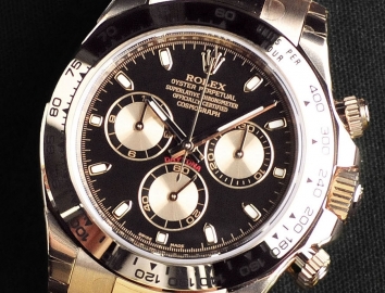Rolex Cosmograph Daytona 40mm 116505 Rosegold Black Dial