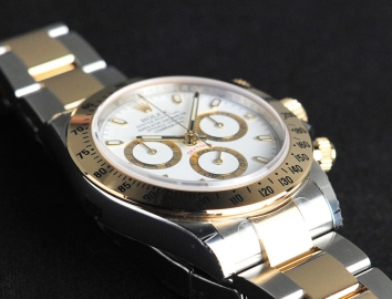 Rolex Cosmograph Daytona 40mm 116523 Gold Steel White Dial