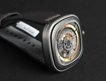 SevenFriday Industrial Revolution 47mm P2-1