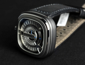 SevenFriday M-Series 47mm M1-1