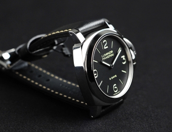 Panerai Luminor Base 8 Days Acciaio 44mm PAM00560