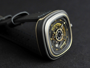 SevenFriday Industrial Revolution 47mm P2-2