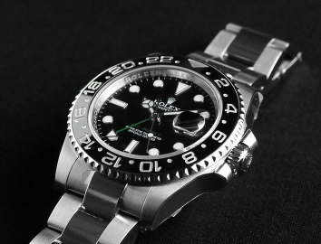 Rolex GMT-Master II 40mm 116710LN