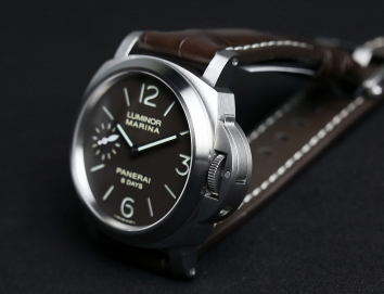Panerai Luminor Marina 8 Days Titanio 44mm PAM00564