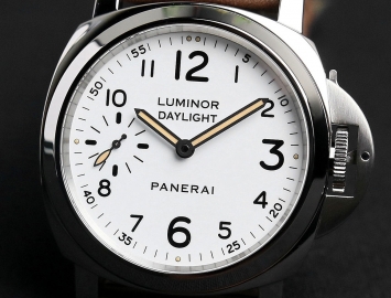 Panerai Luminor 8 Days Set 44mm PAM00785 (Limited Edition of 500 Sets Worldwide)