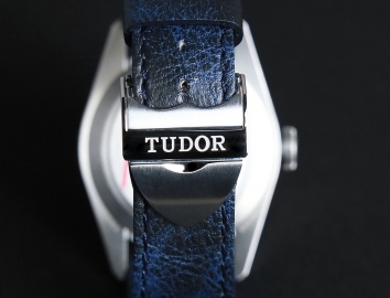 Tudor Heritage Black Bay 41mm 79220B Leather Strap