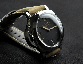 Panerai Luminor 1950 Left-Handed 3 Days Acciaio 47mm PAM00557