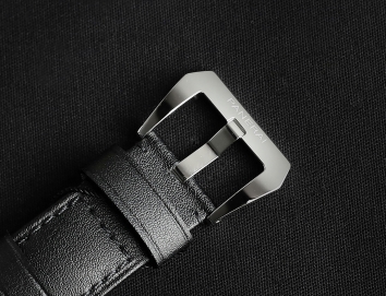 Panerai Luminor Base 8 Days Acciaio 44mm PAM00561