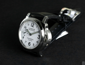 Panerai Luminor Base 8 Days Acciaio 44mm PAM00563