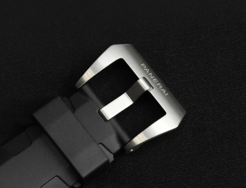 Panerai Luminor Submersible 1950 3 Days Automatic Titanio 47mm PAM00305