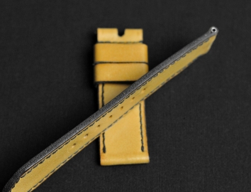 Gunny Straps Blond Series (Dark Stitch)