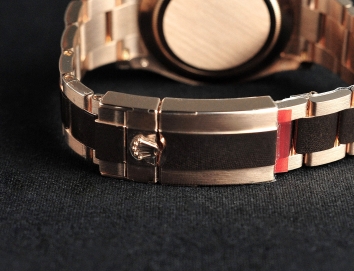 Rolex Cosmograph Daytona 40mm 116505 Rosegold Pink Dial