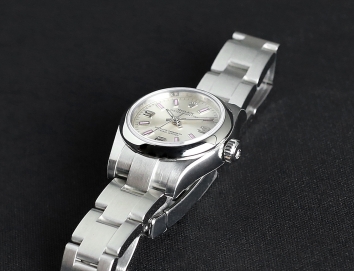 Rolex Lady Oyster Perpetual 26mm 176200 Silver Dial