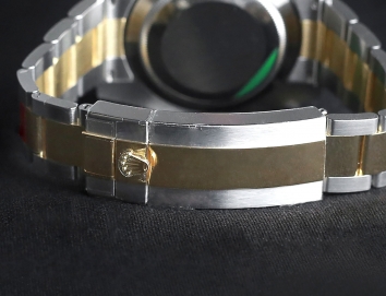 Rolex Submariner Date 40mm 116613LB