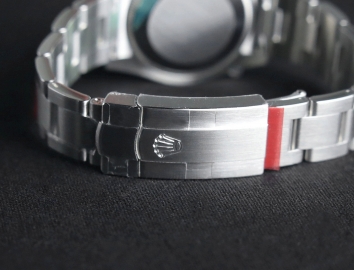 Rolex Lady Oyster Perpetual 31mm 177200 Black Dial