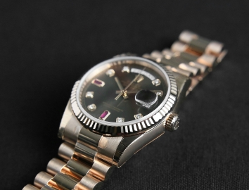 Rolex Day-Date 36mm 118235A2RU_Brown